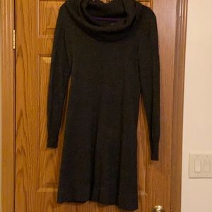 Lady Hathaway Sweater Dress. Size M